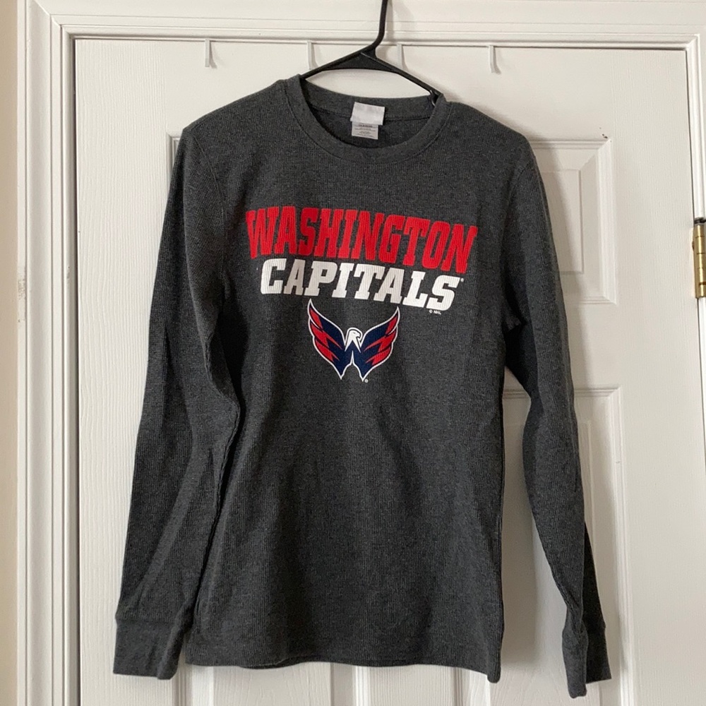 NHL: Washington Capitals grey long-sleeve shirt